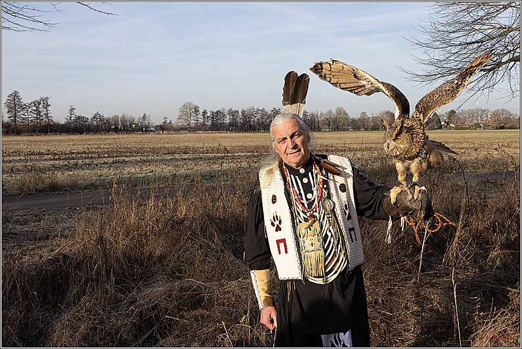Cheyenne-Halbblut Hunting Wolf in der Falknerei Pierre Schmidt; Gymnich, 09.02.2023